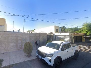 CASA EN VENTA   ** NO SE ACEPTA NINGUN TIPO DE CREDITOS ** VALLE ESCONDIDO HERMOSILLO, SONORA, 4 RECAMARAS, 3 BAÑOS, 2 ESTACIONAMIENTO.  -CAMT