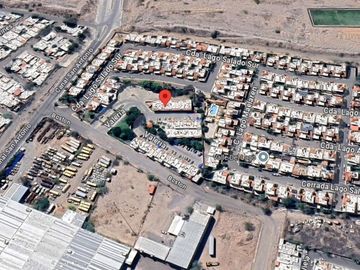 CASA EN VENTA   ** NO SE ACEPTA NINGUN TIPO DE CREDITOS ** VILLA FLORENCIA, HERMOSILLO, SONORA, 4 RECAMARAS, 3 BAÑOS, 2 ESTACIONAMIENTO.  -CAMT