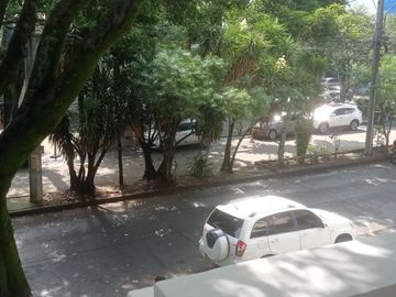 Vendo casa dos plantas para sector salud en Tequendama, cerca a Clínica Imbanaco