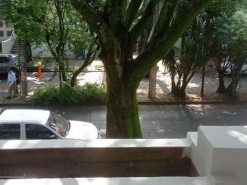 Vendo casa dos plantas para sector salud en Tequendama, cerca a Clínica Imbanaco