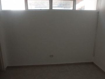 Vendo casa dos plantas para sector salud en Tequendama, cerca a Clínica Imbanaco