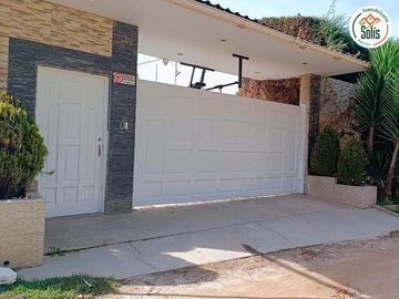 CASA DE CAMPO AMOBLADA EN CERRILLO, LOS BAÑOS DEL INCA, CAJAMARCA