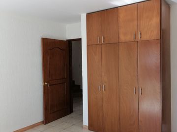CASA EN VENTA EN MORELIA COLONIA DEFENSORES DE PUEBLA