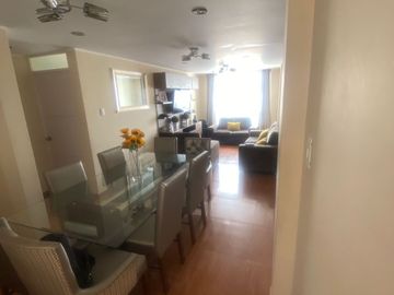 Venta De Amplio Dúplex En Urbanización El Rosario I – Cerro Colorado