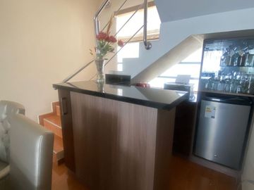 Venta De Amplio Dúplex En Urbanización El Rosario I – Cerro Colorado
