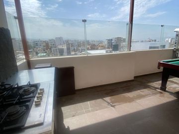 Venta De Amplio Dúplex En Urbanización El Rosario I – Cerro Colorado
