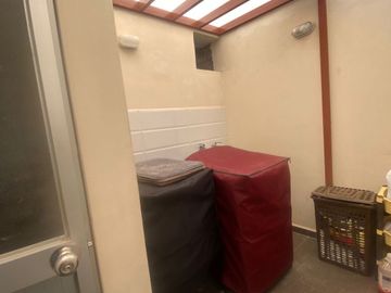 Venta De Amplio Dúplex En Urbanización El Rosario I – Cerro Colorado