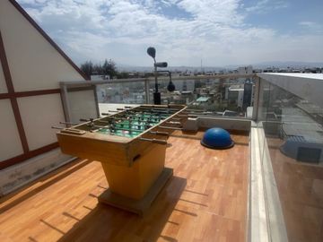 Venta De Amplio Dúplex En Urbanización El Rosario I – Cerro Colorado