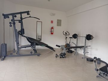Departamento entre Miravalle y Nayón con Terraza en Venta - 254 m²