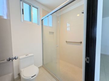 DEPARTAMENTO EN VENTA CANCUN CENTRO 3 RECAMARAS COMO NUEVO