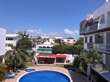 DEPARTAMENTO EN VENTA CANCUN CENTRO 3 RECAMARAS COMO NUEVO