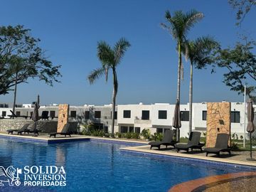 CASA DE 5 RECÁMARAS FRENTE A NUEVO VALLARTA FLAMINGOS - ENTREGA INMEDIATA