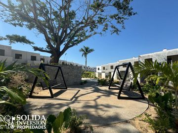 CASA DE 5 RECÁMARAS FRENTE A NUEVO VALLARTA FLAMINGOS - ENTREGA INMEDIATA