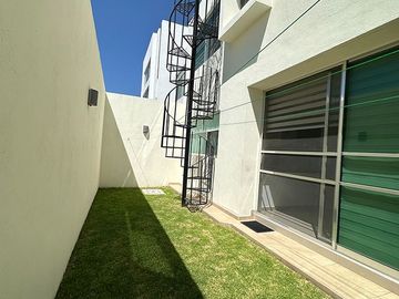 ¡Tu Casa Ideal en Venta en Queretaro Juriquilla Te Está Haciendo Ojitos! Ven y Conócela Vig.24