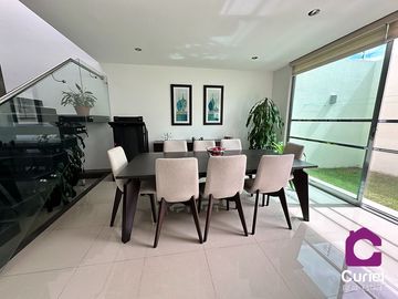 ¡Tu Casa Ideal en Venta en Queretaro Juriquilla Te Está Haciendo Ojitos! Ven y Conócela Vig.24