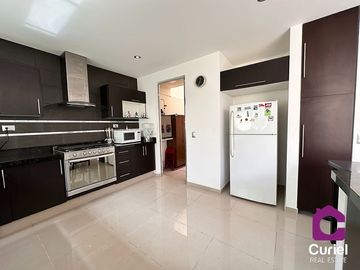 ¡Tu Casa Ideal en Venta en Queretaro Juriquilla Te Está Haciendo Ojitos! Ven y Conócela Vig.24