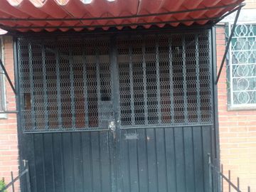 DEPARTAMENTO EN COLONIA EL PARAISO, IZTAPALAPA.