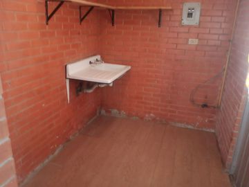 DEPARTAMENTO EN COLONIA EL PARAISO, IZTAPALAPA.