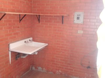 DEPARTAMENTO EN COLONIA EL PARAISO, IZTAPALAPA.