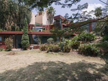 VENTA DE RESIDENCIA EN DESIERTO DE LOS LEONES