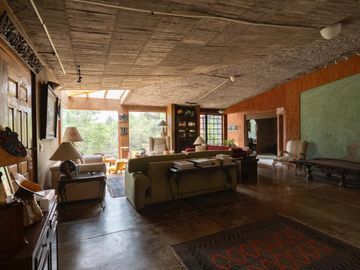 VENTA DE RESIDENCIA EN DESIERTO DE LOS LEONES