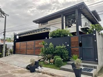 3-Storey House & Lot For Sale in Bonifacio Village Quezon City