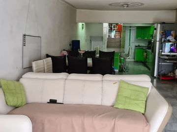 AMPLIA CASA EN COLONIA ALVARO OBREGON, IZTAPALAPA, CDMX