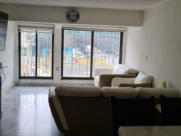 AMPLIA CASA EN COLONIA ALVARO OBREGON, IZTAPALAPA, CDMX