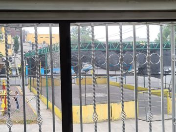 AMPLIA CASA EN COLONIA ALVARO OBREGON, IZTAPALAPA, CDMX