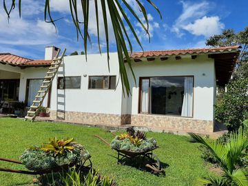 VENDO CASA INDEPENDIENTE CAMPESTRE PONTEZUELA EN LLANO GRANDE