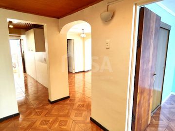 CASA 3 DORMITORIOS 2 BAÑOS EN BARRIO RESIDENCIAL SAN JOAQUIN
