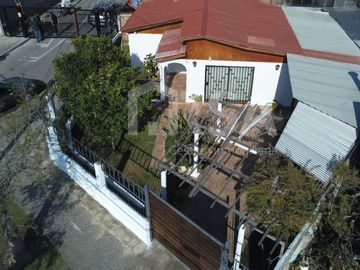 CASA 3 DORMITORIOS 2 BAÑOS EN BARRIO RESIDENCIAL SAN JOAQUIN