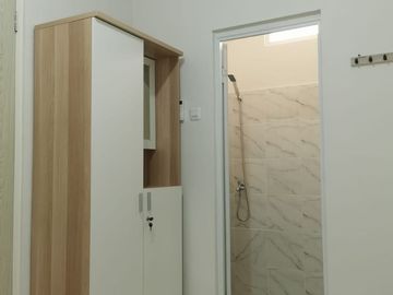Jual Rumah Tinggal Dan Kost 15 Kamar, Akses Terpisah CENTRAL PARK MULYOSARI (blok depan)