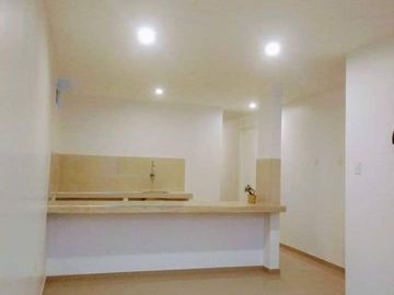 VENTA DEPARTAMENTO EN SEGUNDO PISO MUY CERCA DE AVENIDA ZARUMILLA EN CHICLAYO