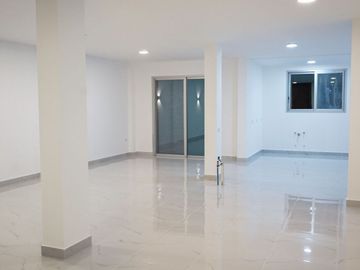 CASA EN VENTA DE ESTRENO EN URB. PORTOFINO
