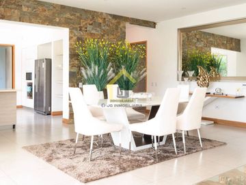 SE VENDE HERMOSA CASA EN CERRITOS PEREIRA