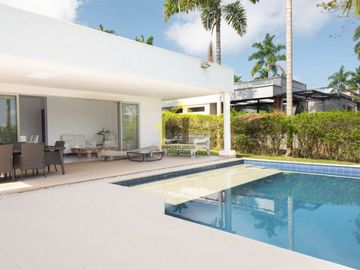 SE VENDE HERMOSA CASA EN CERRITOS PEREIRA