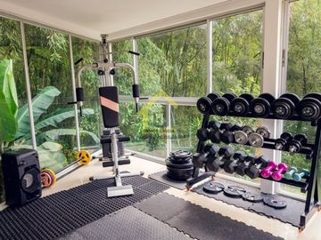 SE VENDE LUJOSA CASA CAMPESTRE EN CERRITOS PEREIRA