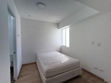 VENDO DPTO. ESTRENO FRENTE A PARQUE Y VISTA DE LADO MAR
