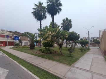 VENDO DPTO. ESTRENO FRENTE A PARQUE Y VISTA DE LADO MAR