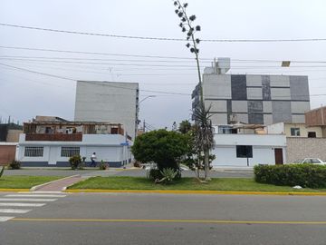 VENDO DPTO. ESTRENO FRENTE A PARQUE Y VISTA DE LADO MAR