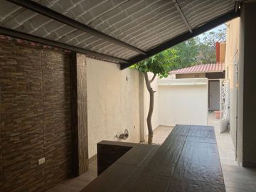 CASA EN VENTA URB. PORTAL AL SOL , VIÀ A LA COSTA
