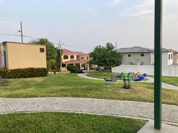 CASA EN VENTA URB. PORTAL AL SOL , VIÀ A LA COSTA