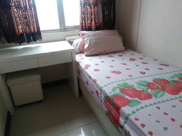 SEWA TAHUNAN WATERPLACE RESIDENCE 2BR 56m2 FURNISHED SIAP HUNI LANTAI SEDANG