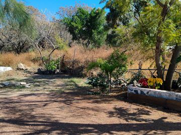 asa en venta ubicada en el poblado de Santiago Tepetlapa en la carretera Tepoztlán-Yautepec