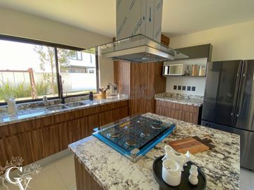 CASA, RESIDENCIA EN VENTA EN METEPEC