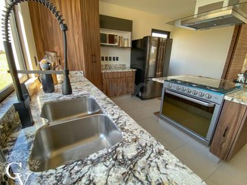 CASA, RESIDENCIA EN VENTA EN METEPEC
