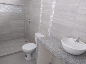 Casa en venta, Urb. Villa Club - La Aurora