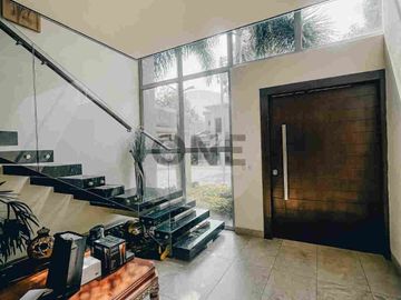 Casa en venta, Urb. Plaza Real - vía Samborondón
