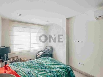 Casa en venta, Urb. Plaza Real - vía Samborondón